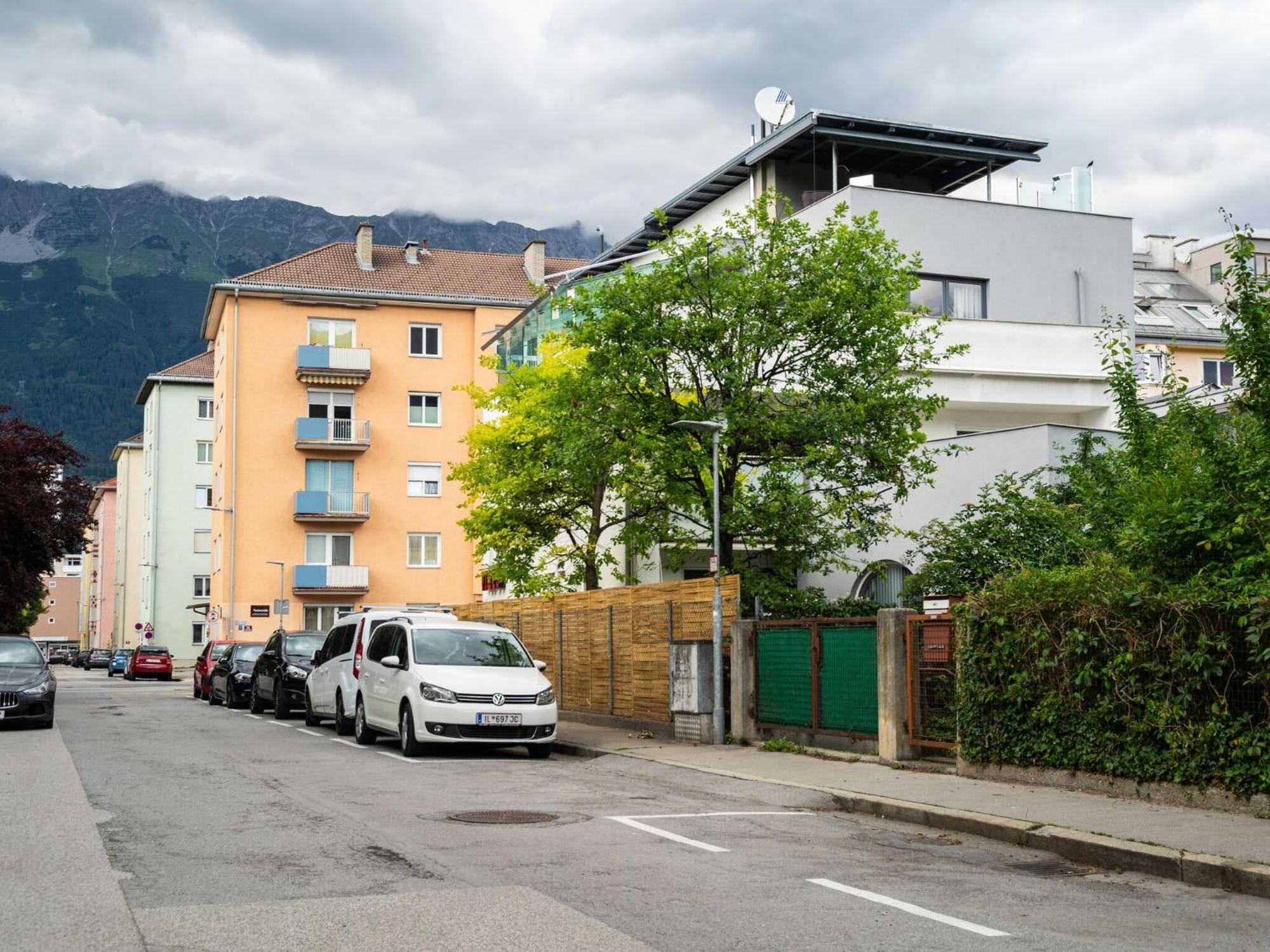 Apartment In Innsbruck Near Ambras Castle Exterior photo